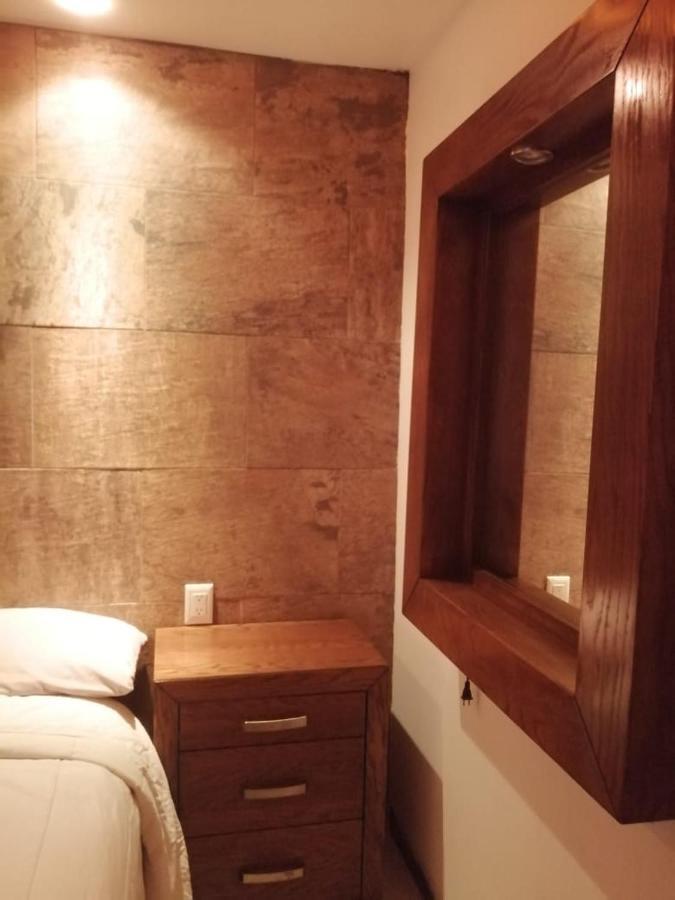 Pule Pule Hostal Boutique Guadalajara Zewnętrze zdjęcie