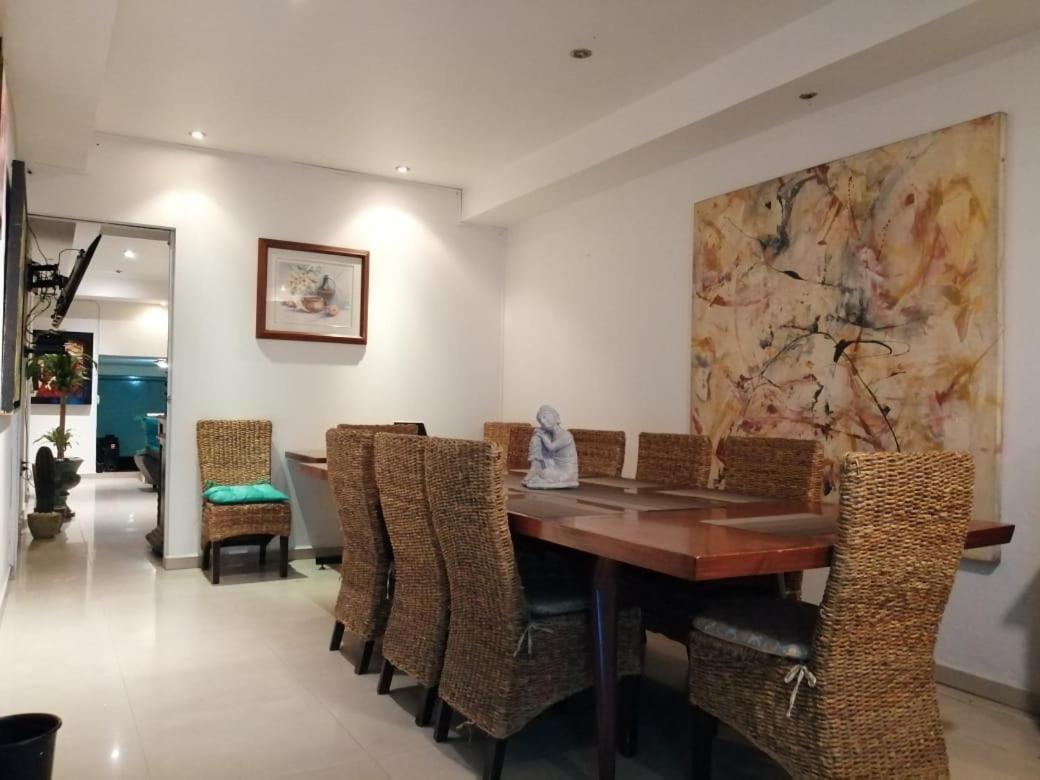 Pule Pule Hostal Boutique Guadalajara Zewnętrze zdjęcie